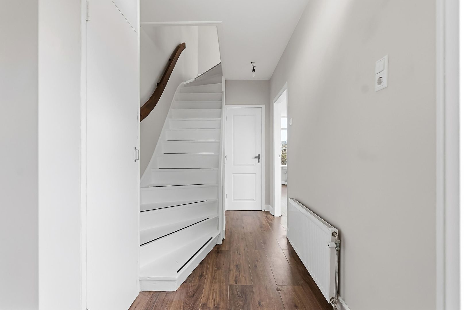 Van Goghstraat 75, Reeuwijk foto-6 blur