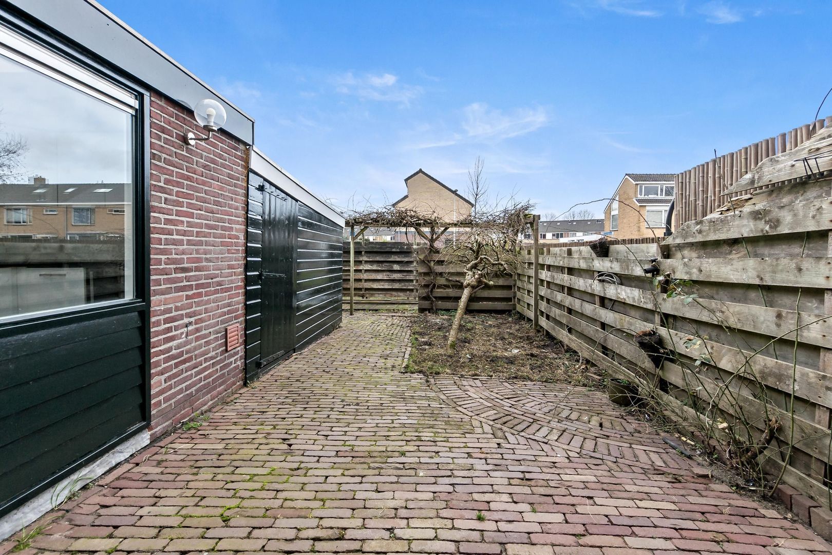 Van Goghstraat 75, Reeuwijk foto-25 blur