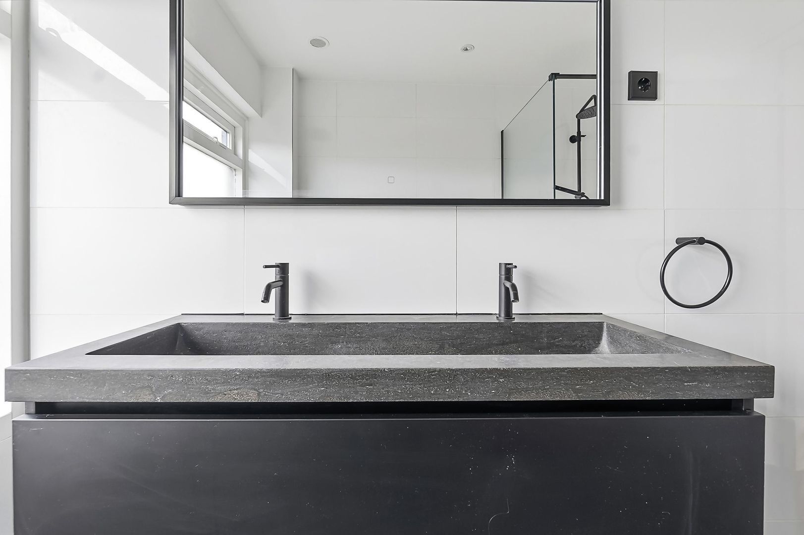 Van Goghstraat 75, Reeuwijk foto-35 blur