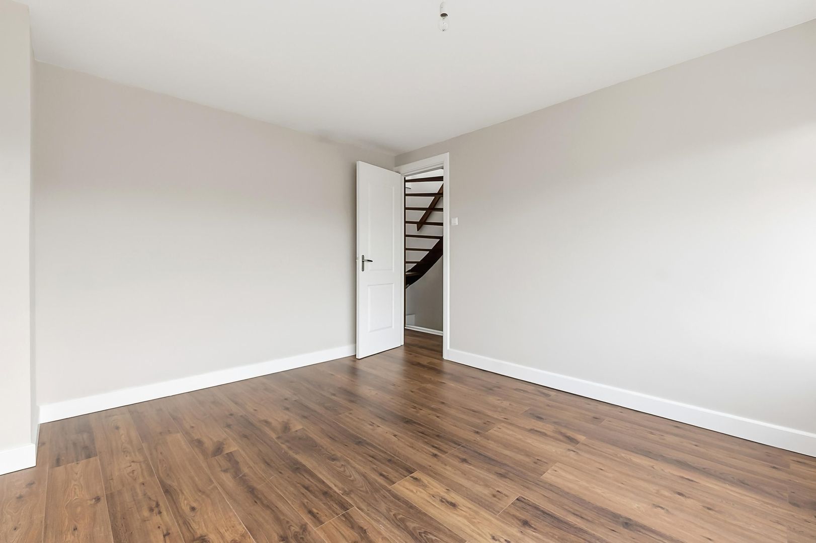 Van Goghstraat 75, Reeuwijk foto-40 blur