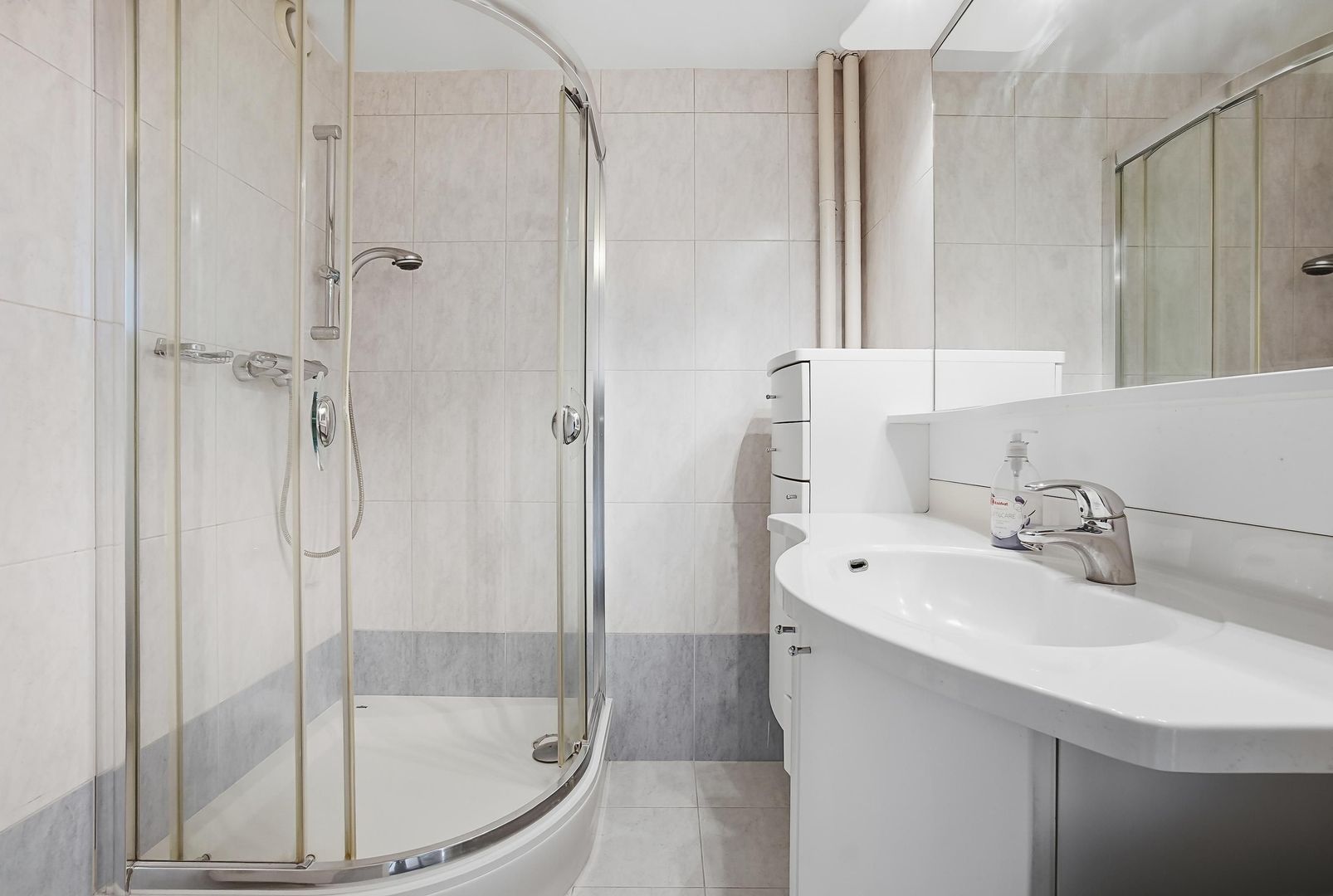 Suzannaland 166, Den Haag foto-8 blur