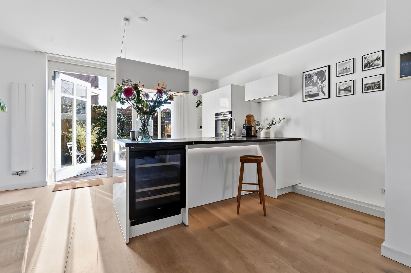 Hillebrant Jacobsplein 40, Den Haag foto-4 blur