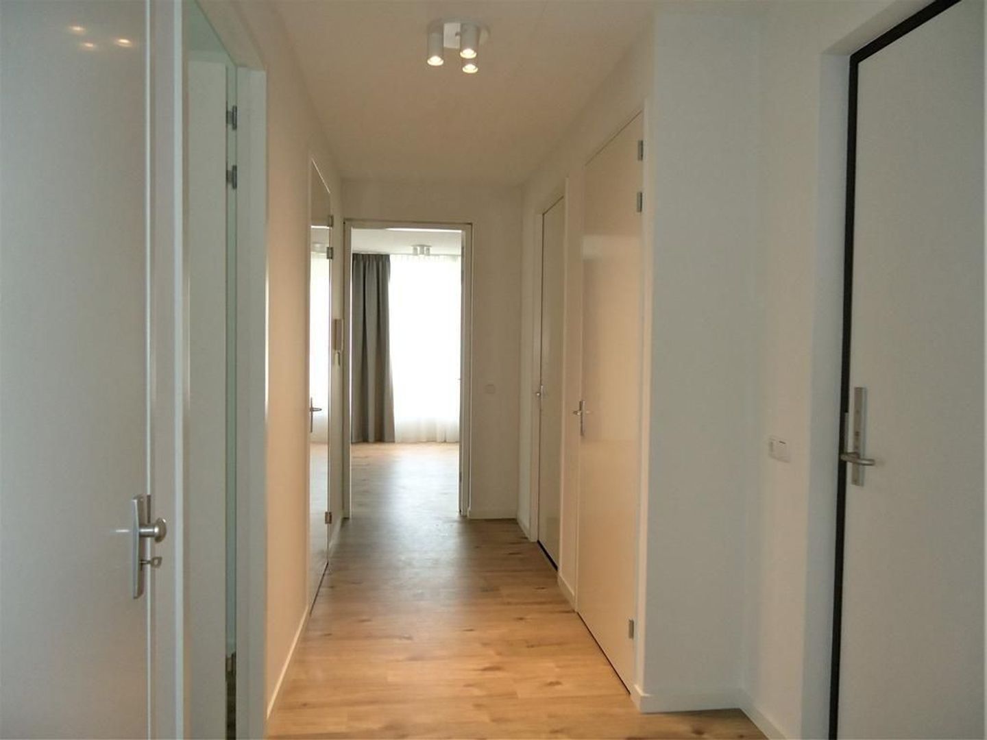 van Vollenhovenlaan 102, Rijswijk foto-2 blur