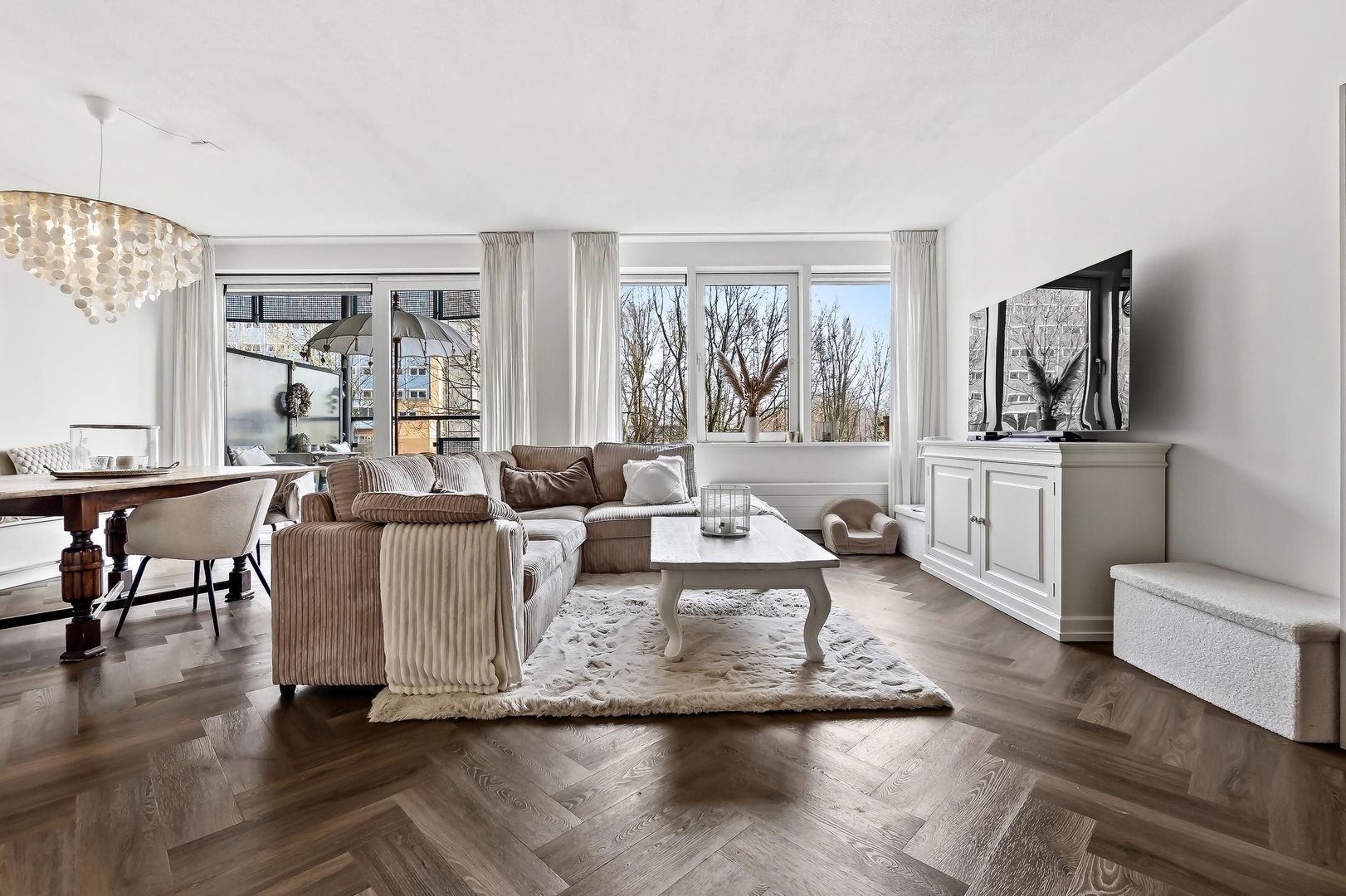 Dokter Van Ledestraat 28, Leidschendam foto-10 blur