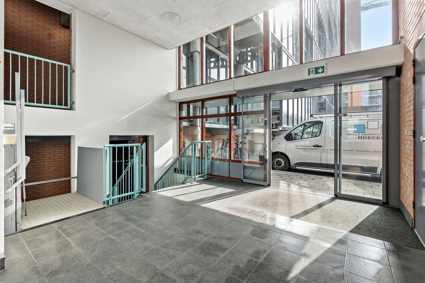 Dokter Van Ledestraat 28, Leidschendam foto-3 blur