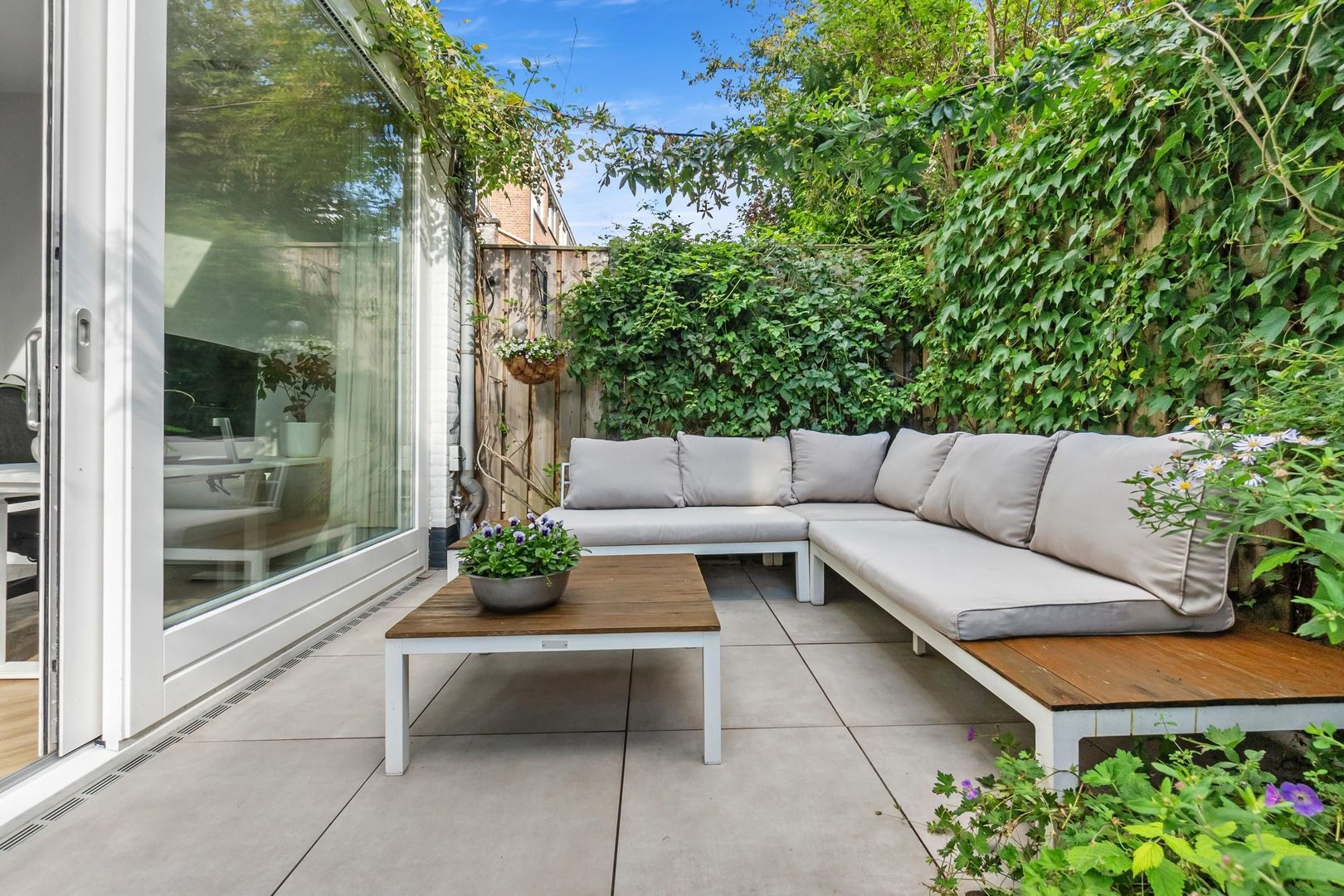 Johannes Camphuijsstraat 244, Den Haag foto-27 blur