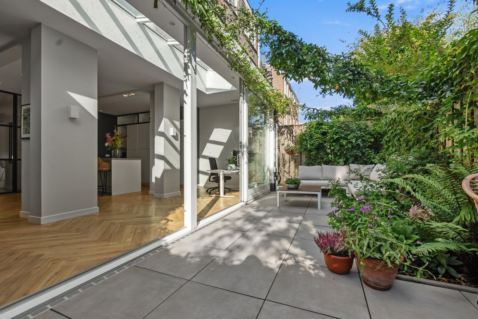 Johannes Camphuijsstraat 244, Den Haag foto-30 blur