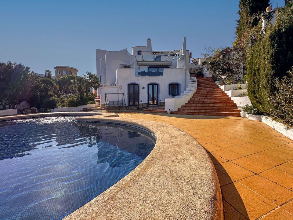 Carrer del Roget, 16, 03738 Xàbia, Alicante