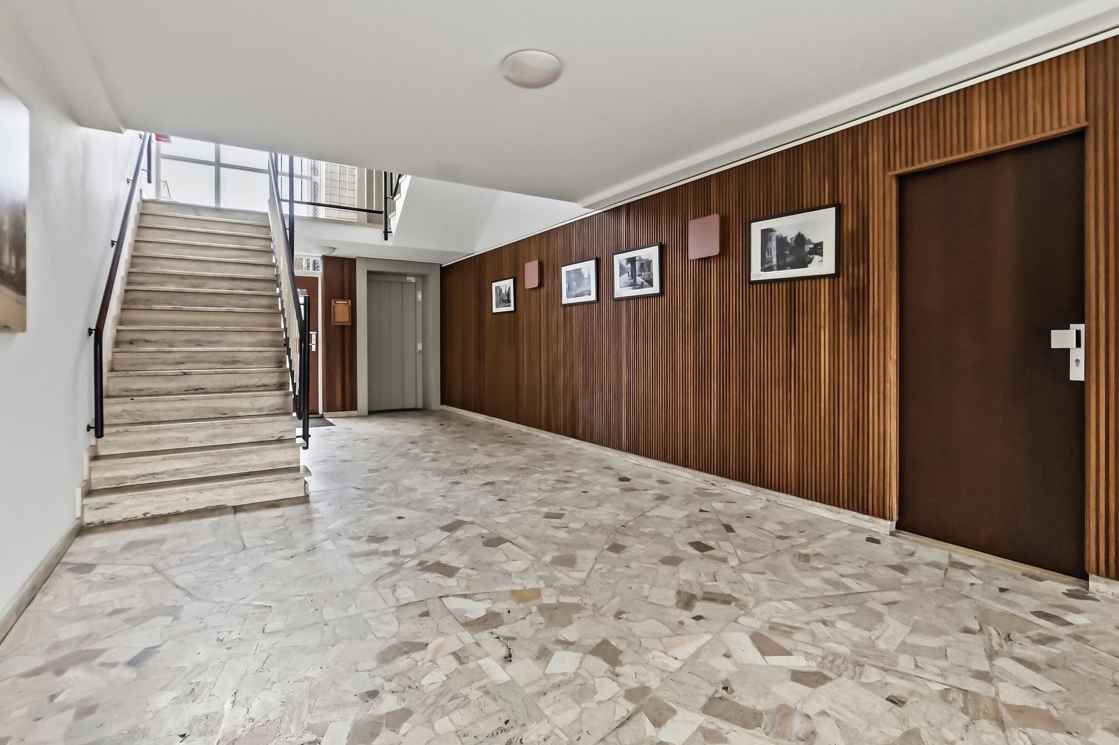 Ruysdaelplein 13, Rijswijk foto-4 blur