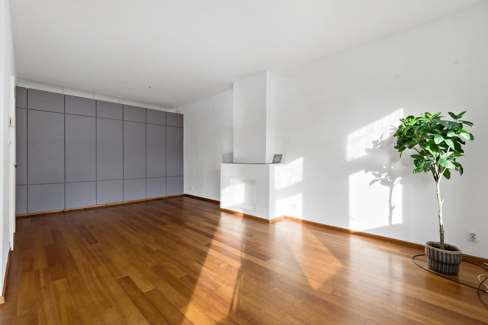 Laan van Meerdervoort 471, Den Haag foto-10 blur