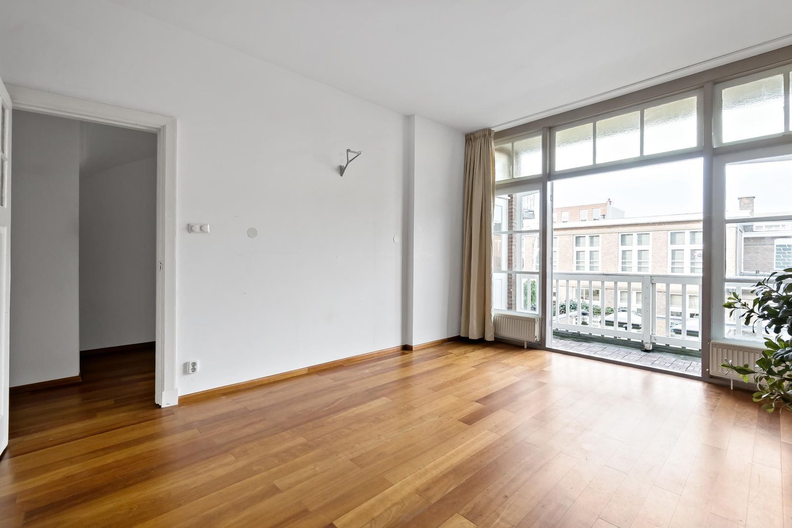 Laan van Meerdervoort 471, Den Haag foto-24 blur