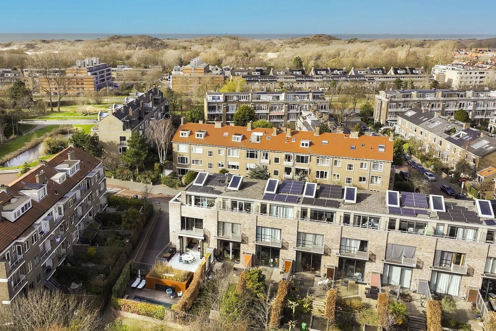 Dovenetelweg 18 A, Den Haag foto-0 blur