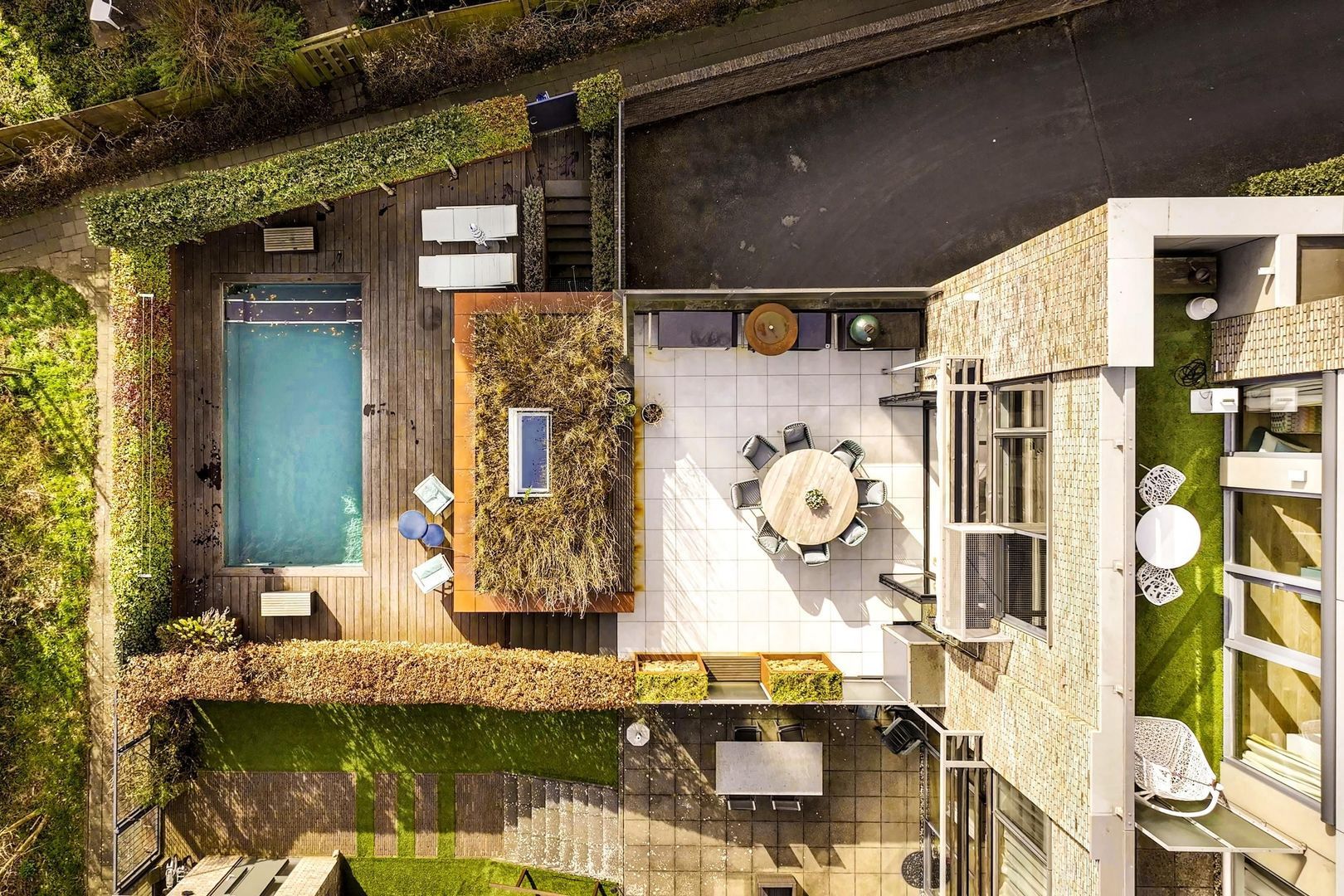 Dovenetelweg 18 A, Den Haag foto-1 blur