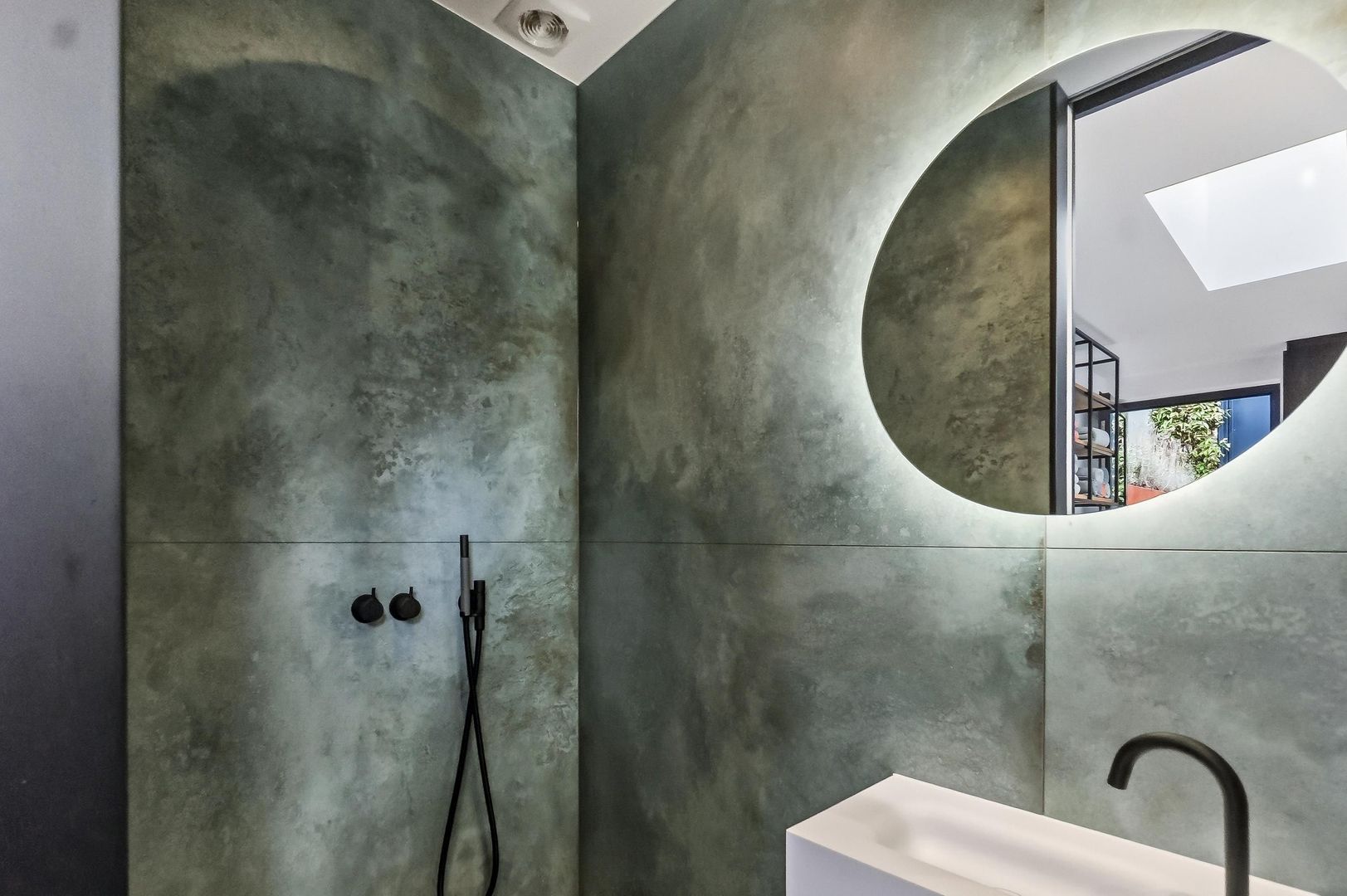 Dovenetelweg 18 A, Den Haag foto-31 blur