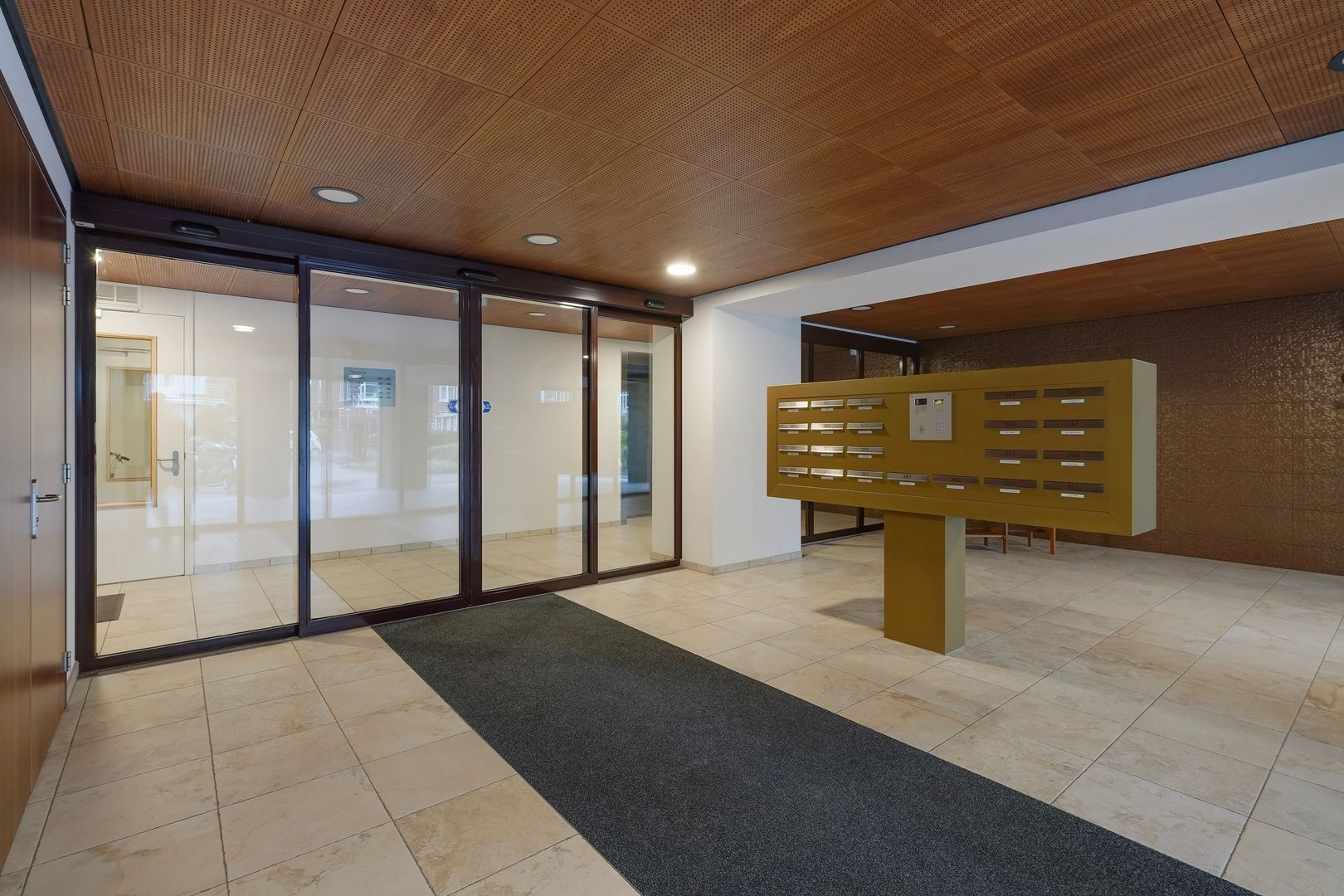 Laan van Poot 399, Den Haag foto-8 blur