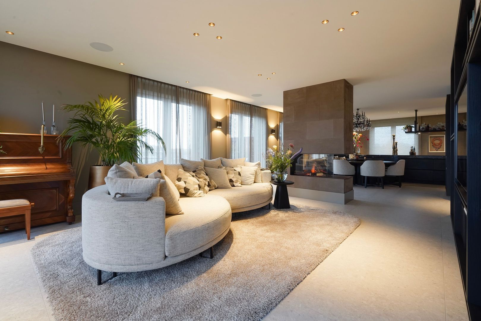 Laan van Poot 399, Den Haag foto-1 blur