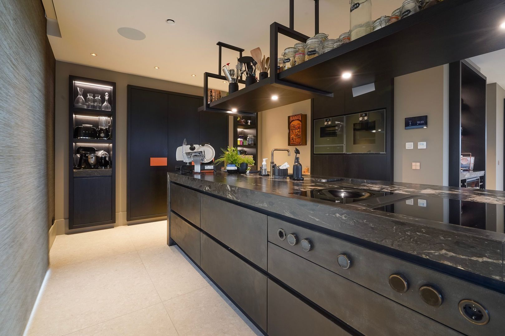 Laan van Poot 399, Den Haag foto-27 blur