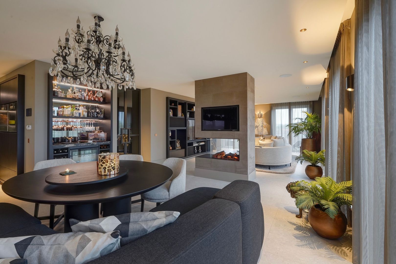 Laan van Poot 399, Den Haag foto-22 blur