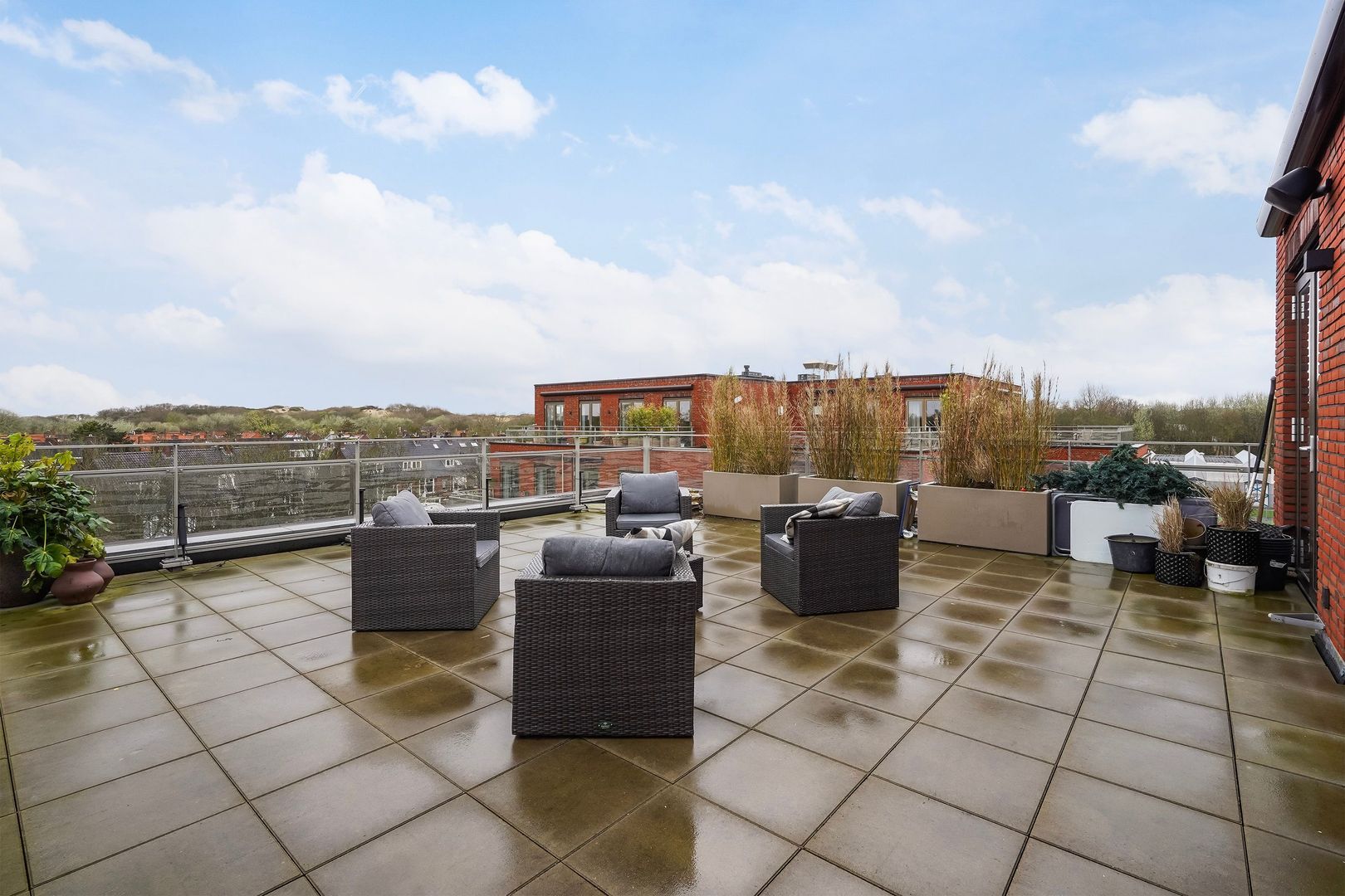 Laan van Poot 399, Den Haag foto-30 blur