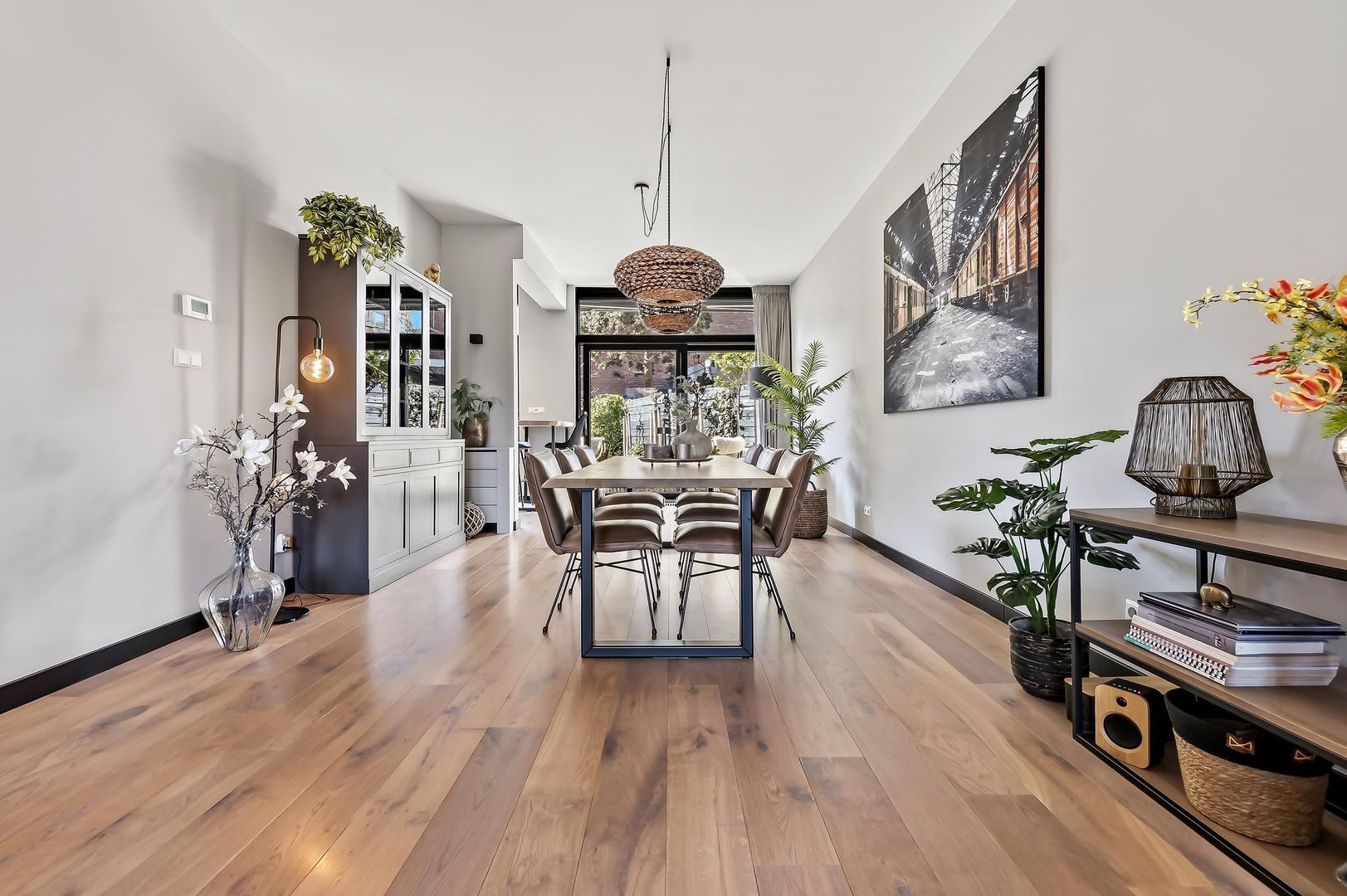 Valkenboskade 616, Den Haag foto-8 blur