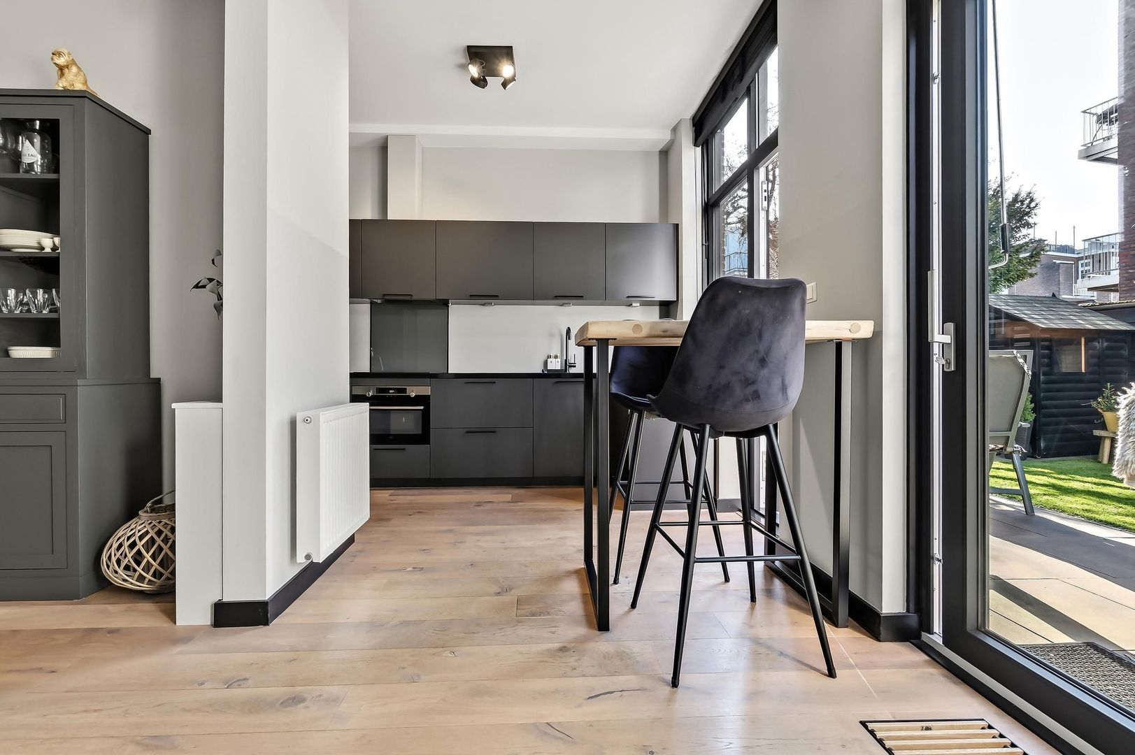 Valkenboskade 616, Den Haag foto-15 blur