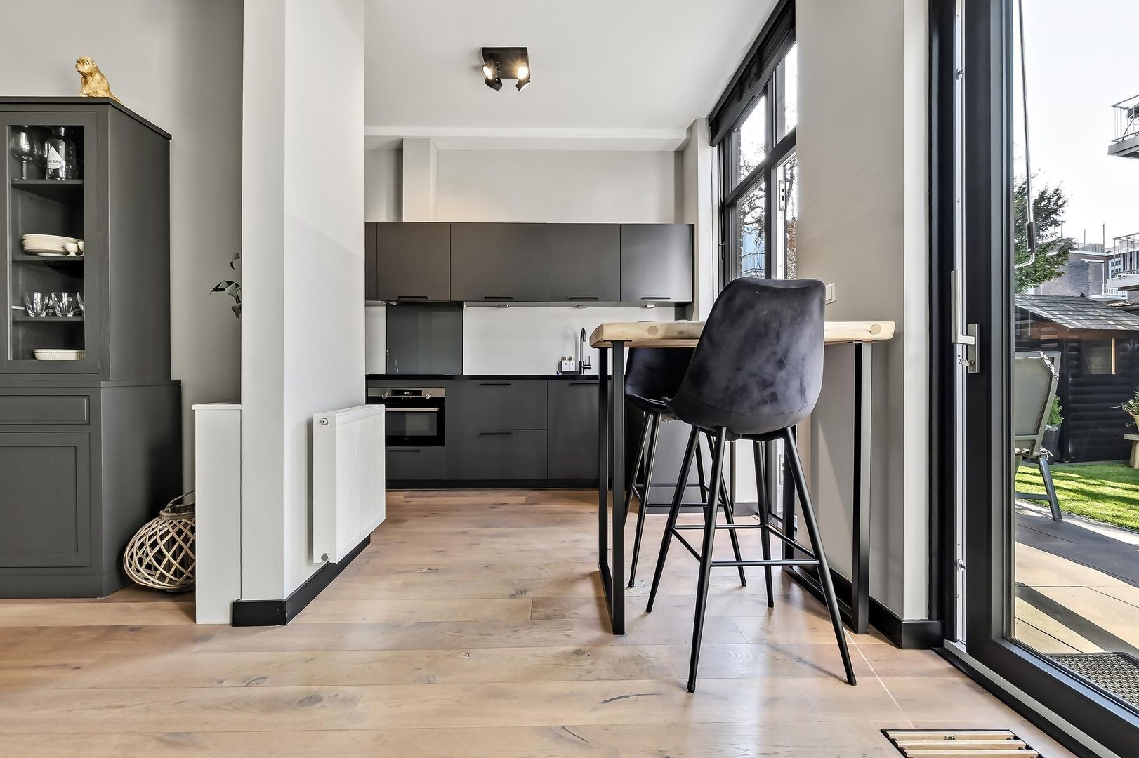 Valkenboskade 616, Den Haag foto-16 blur