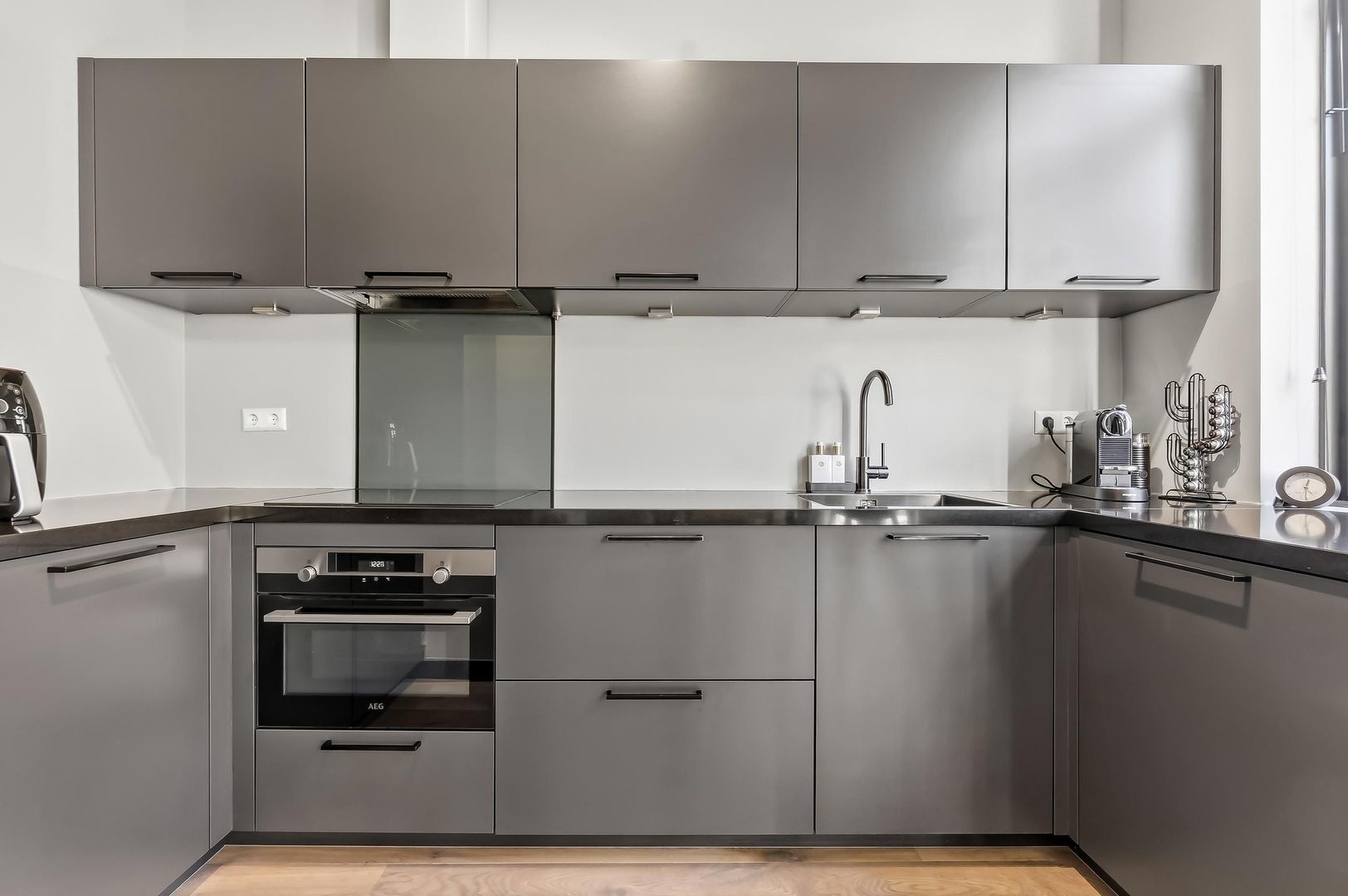 Valkenboskade 616, Den Haag foto-20 blur