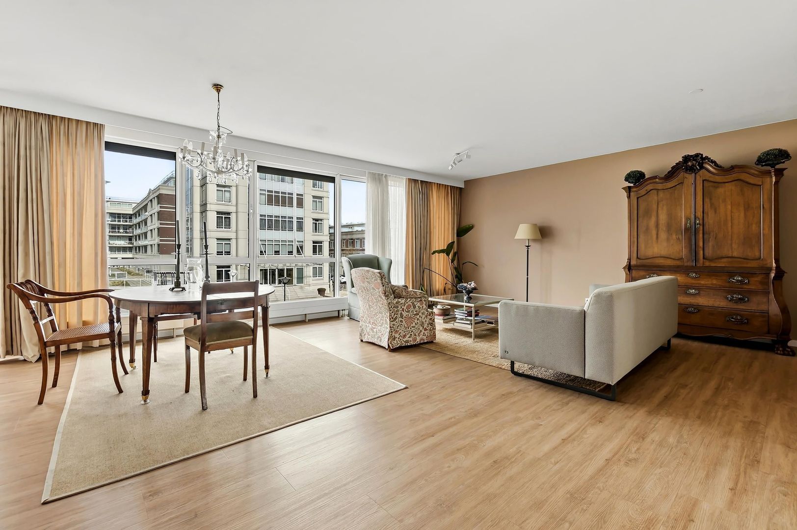 Burgemeester De Monchyplein 54, Den Haag foto-1 blur