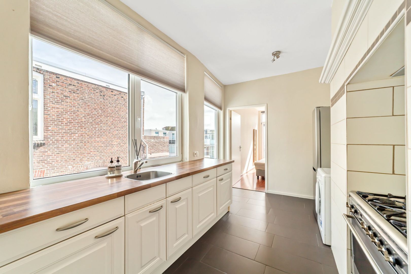 Ohmstraat 34, Den Haag foto-10 blur