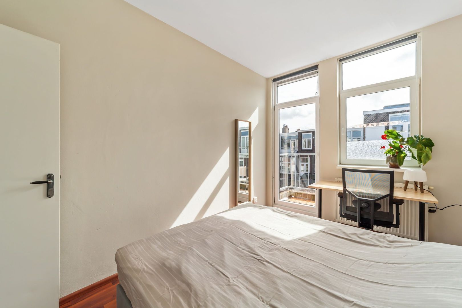 Ohmstraat 34, Den Haag foto-16 blur