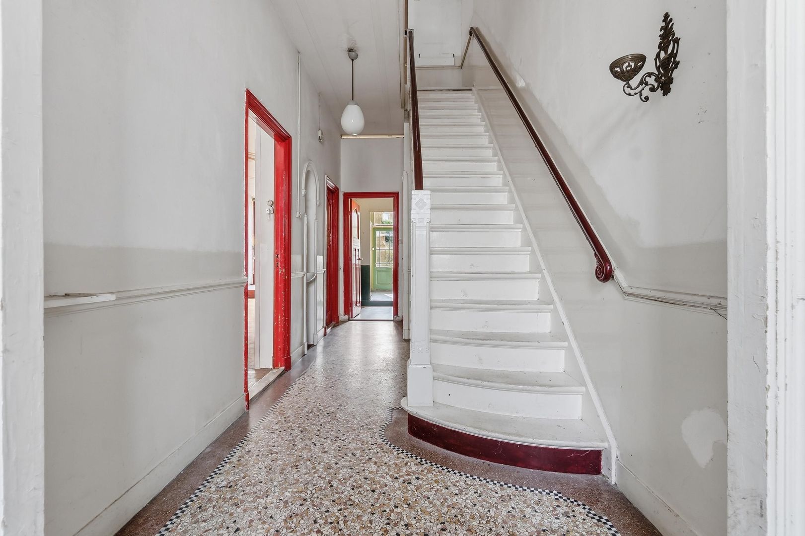 Archimedesstraat 64, Den Haag foto-1 blur