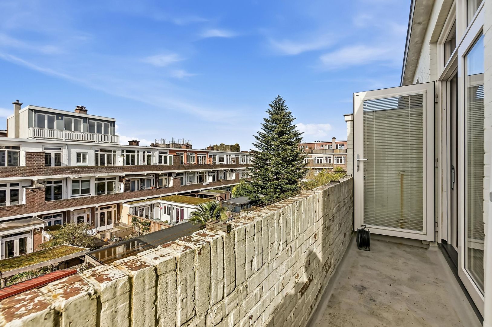 Mient 589, Den Haag foto-17 blur