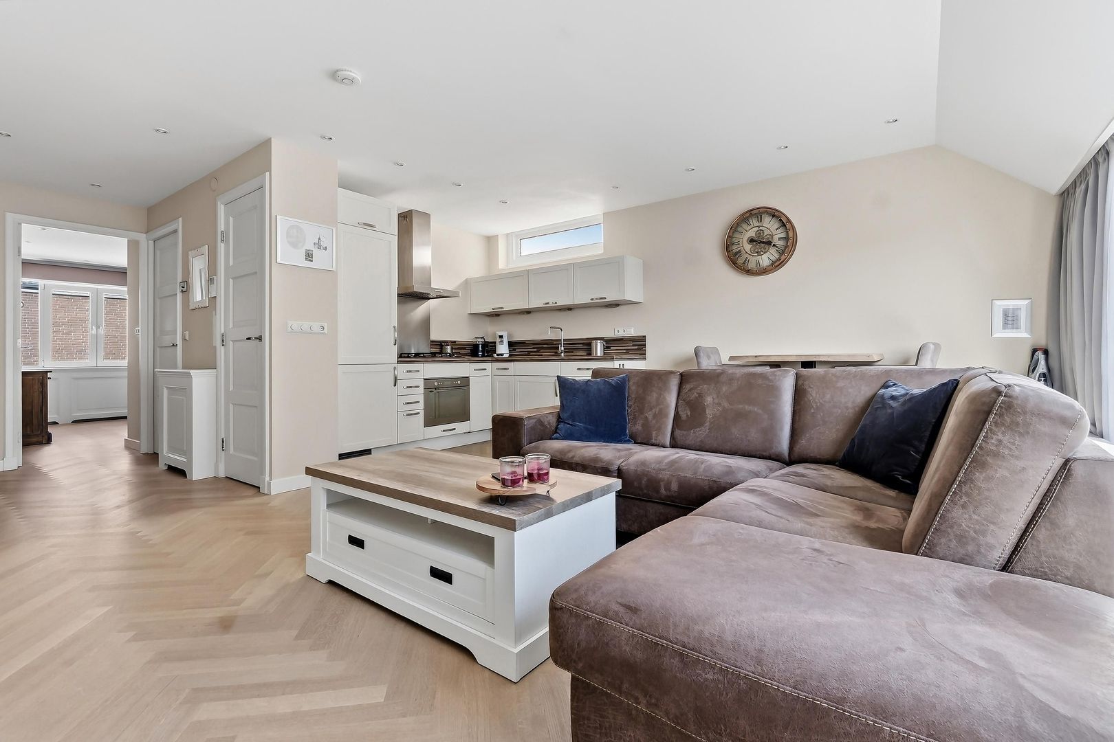 Vierloper 11, Den Haag foto-12 blur