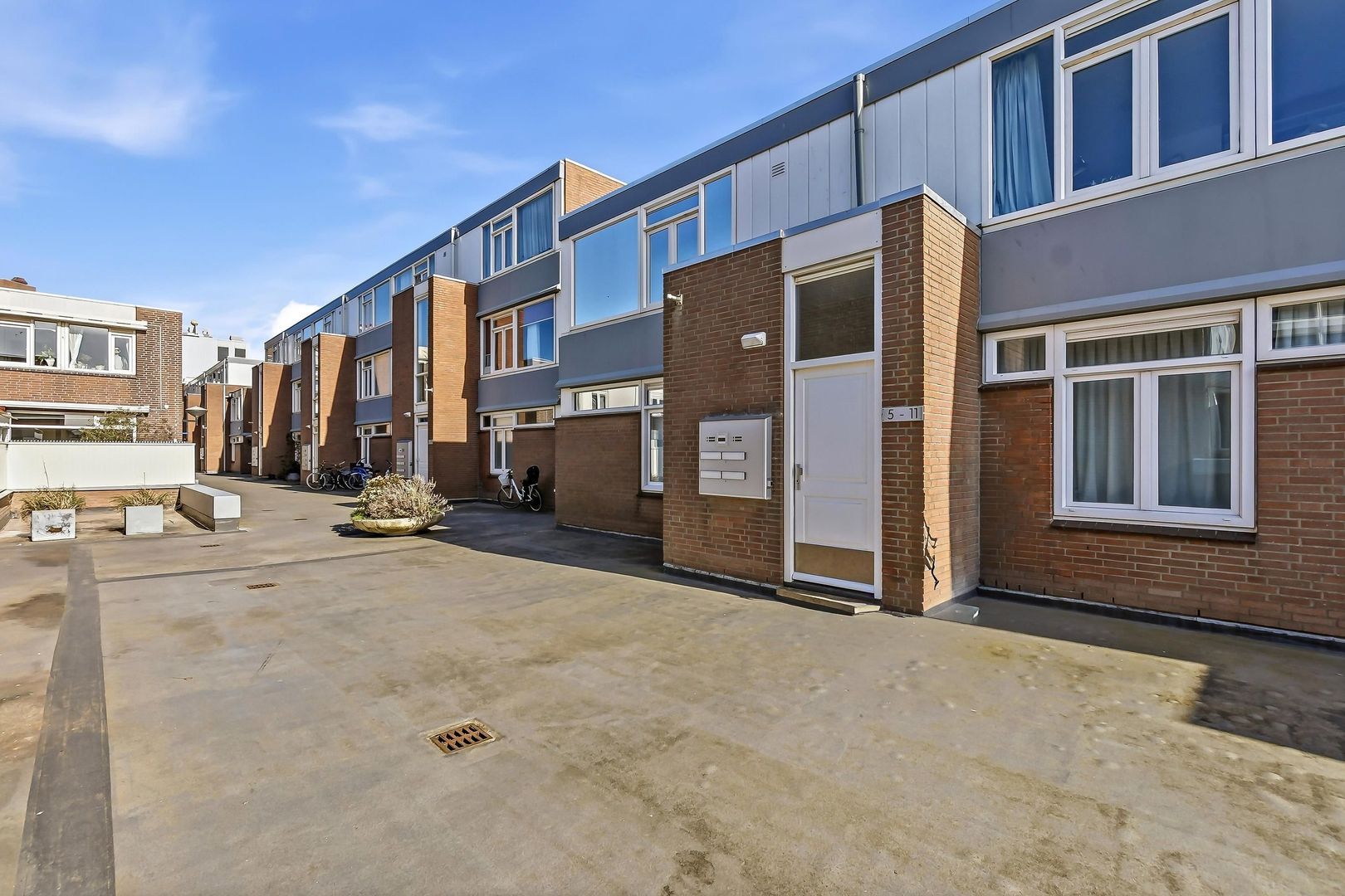 Vierloper 11, Den Haag foto-1 blur