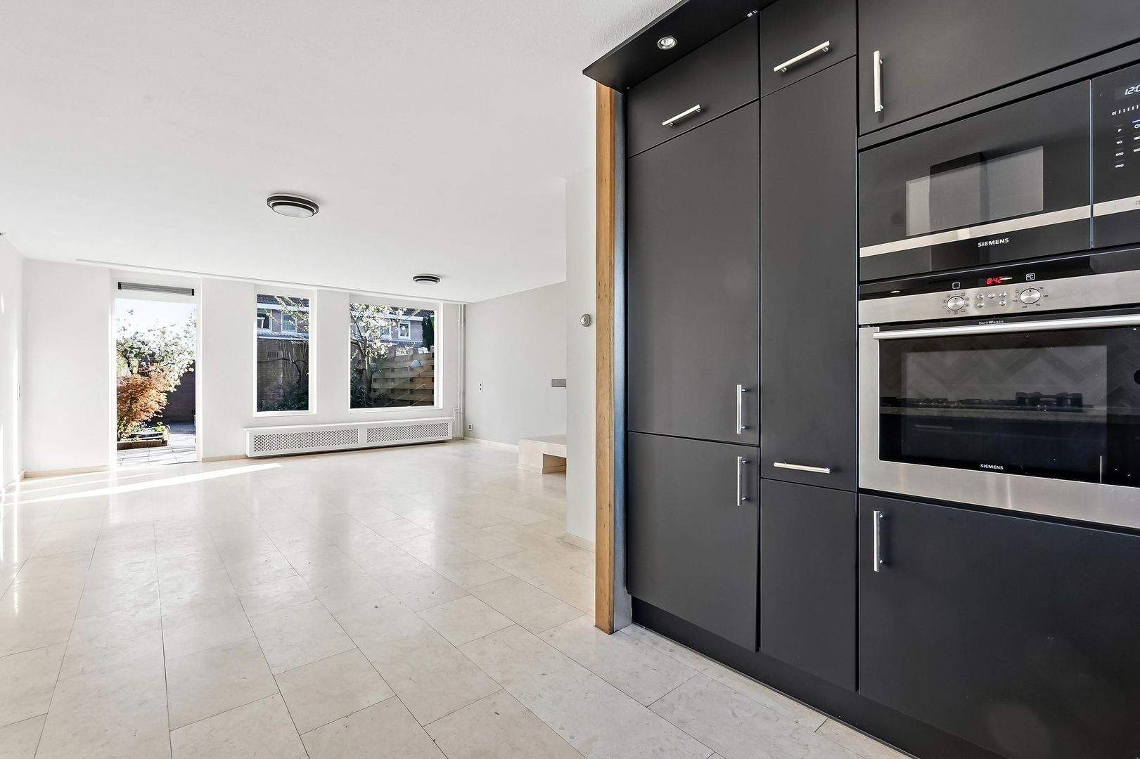 Burgemeester Cochiuslaan 3, Rijswijk foto-18 blur