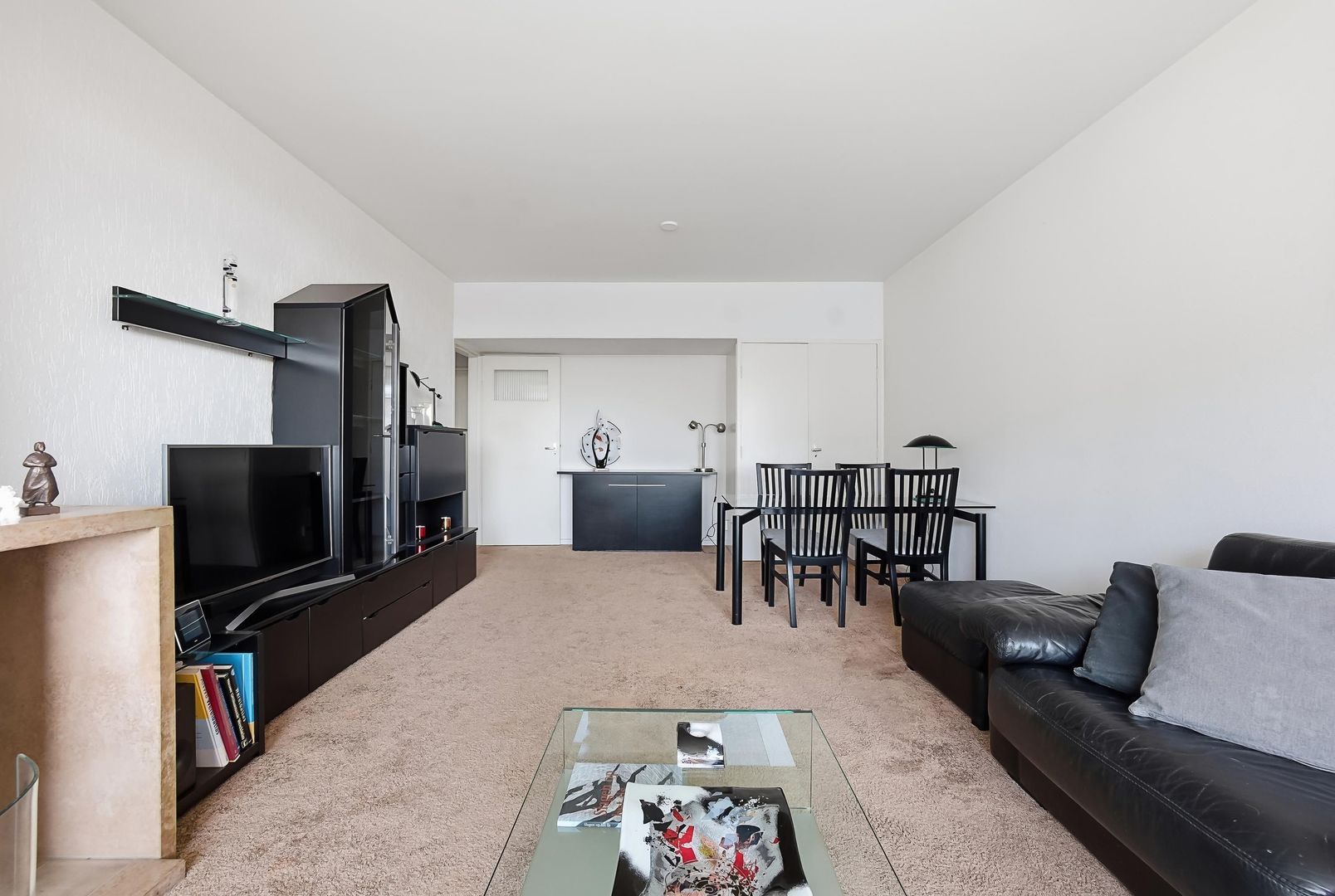 Suzannaland 166, Den Haag foto-38 blur