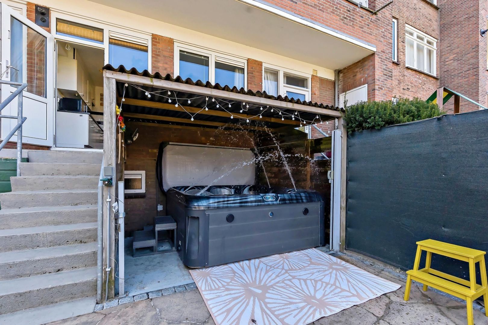 Leyweg 432, Den Haag foto-24 blur