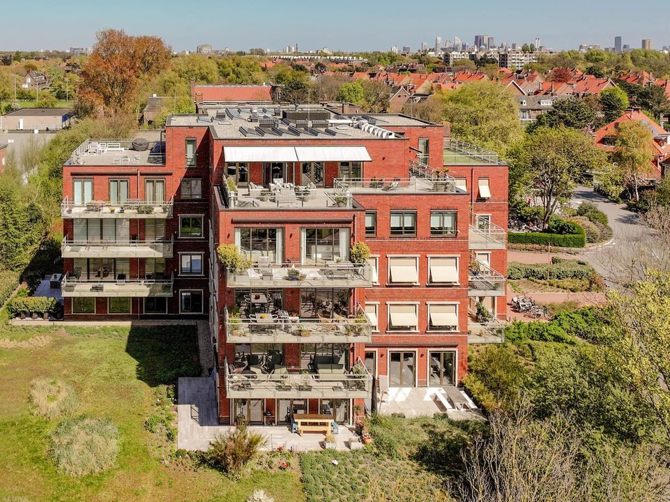 Laan van Poot 399, Den Haag