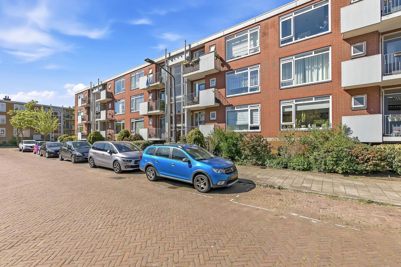 Peter van Anrooystraat 75, Leiden foto-37 blur