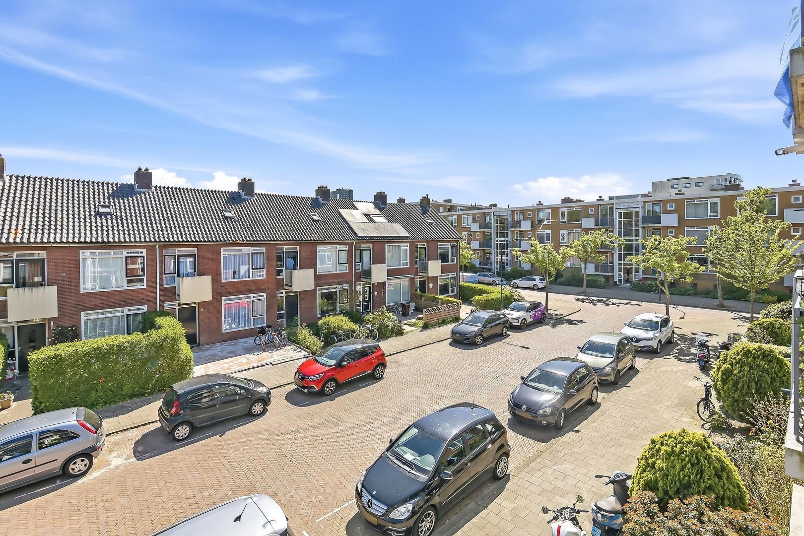 Peter van Anrooystraat 75, Leiden foto-38 blur