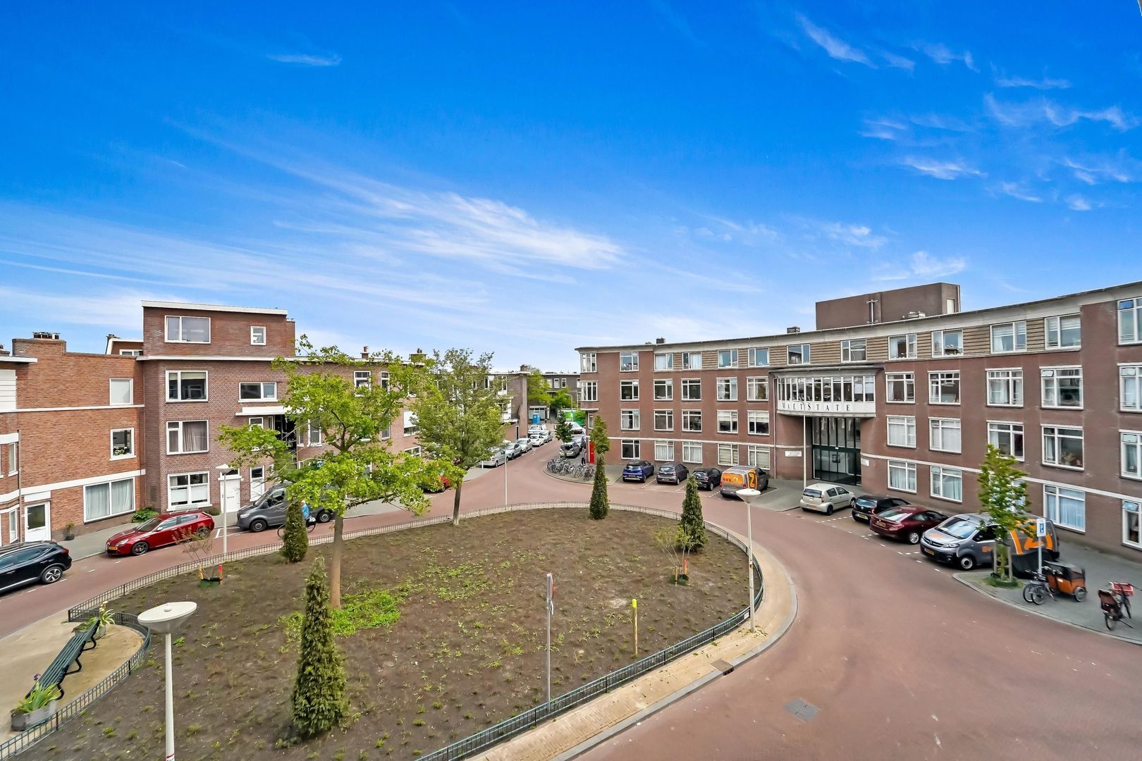 2e Joan Maetsuyckerstraat 225, Den Haag foto-2 blur