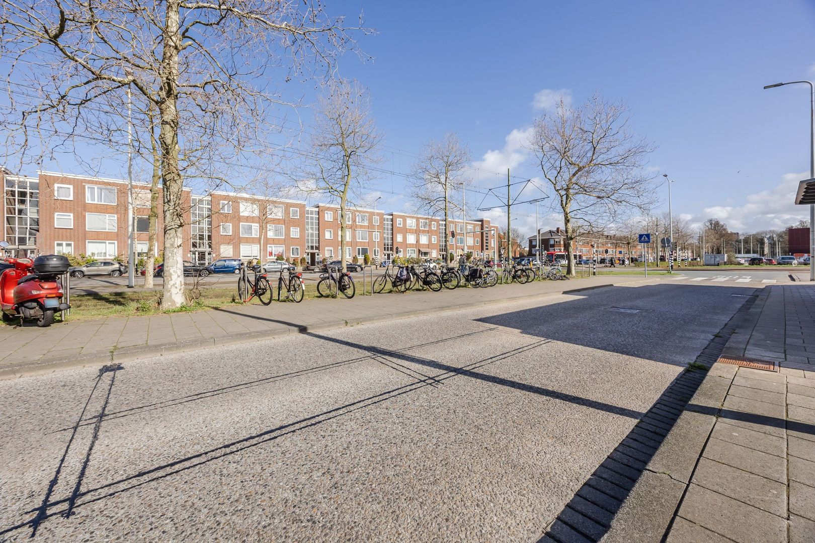 Leyweg 273, Den Haag foto-46 blur