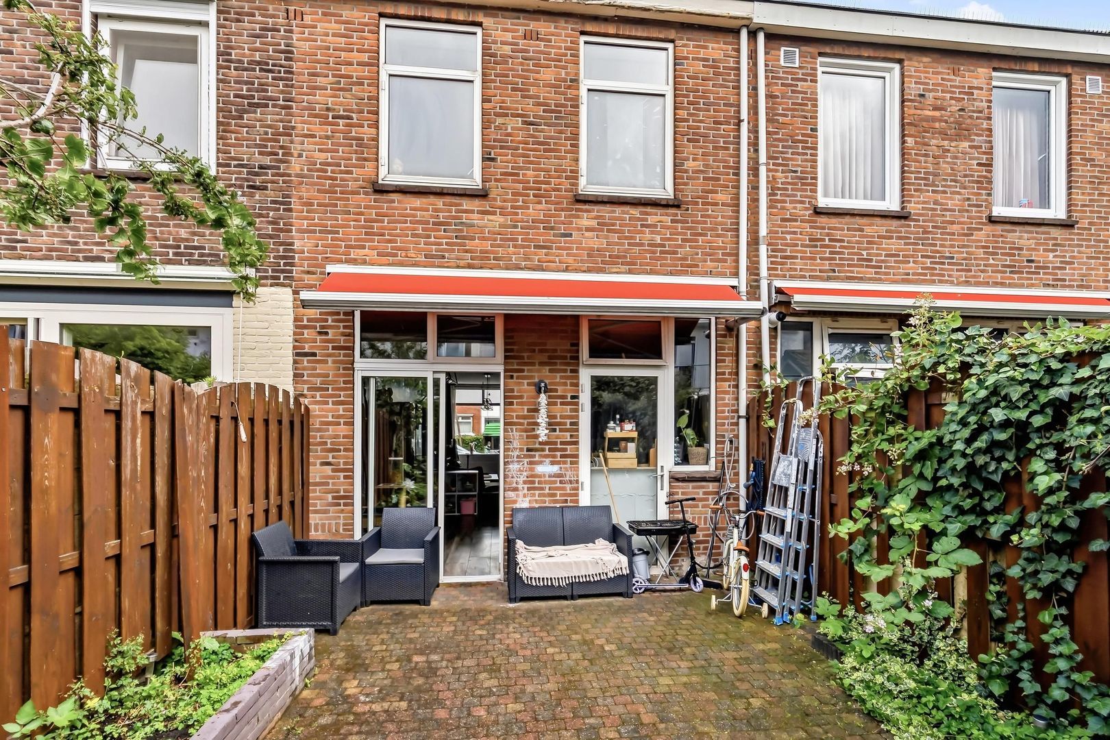 Bunschotensestraat 27, Den Haag foto-17 blur