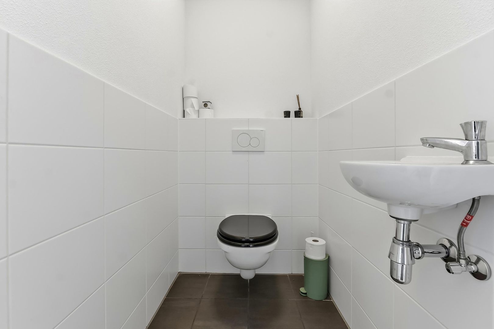 Waldorpstraat 1752, Den Haag foto-35 blur