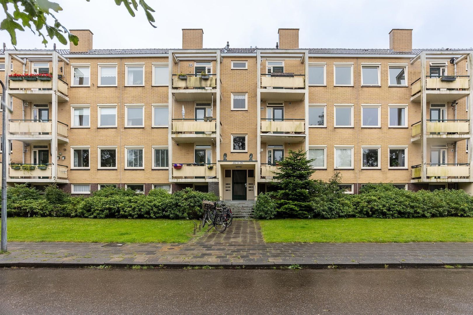 Kamerlingh Onnesweg 210, Hilversum foto-0 blur