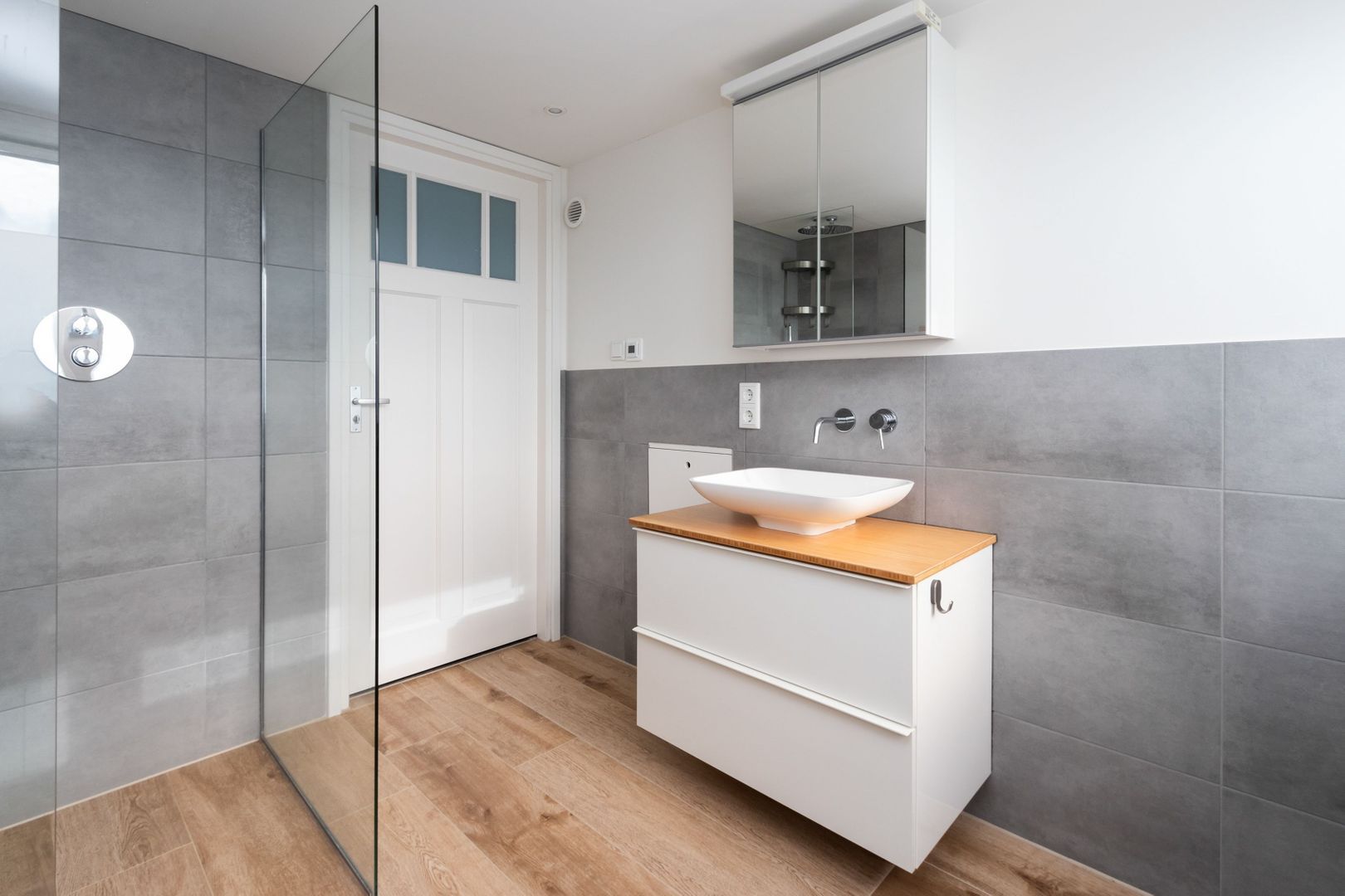 Admiraal de Ruyterlaan 121, Hilversum foto-14 blur
