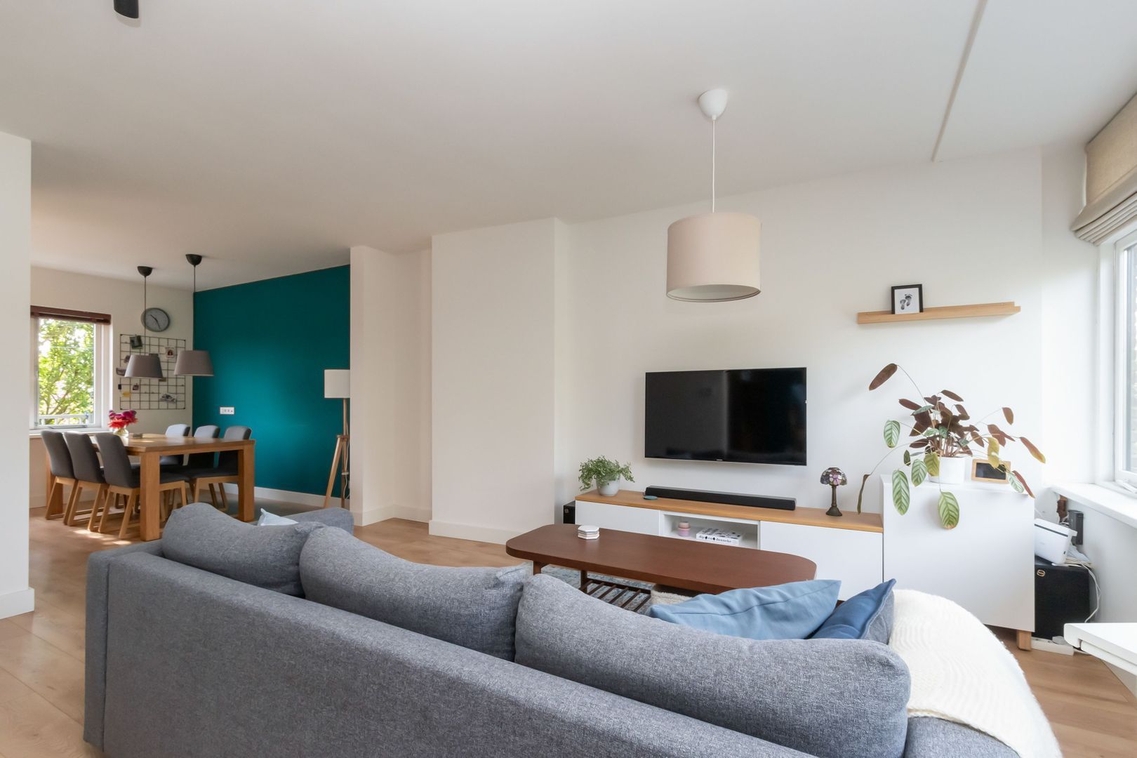 Admiraal de Ruyterlaan 121, Hilversum foto-6 blur