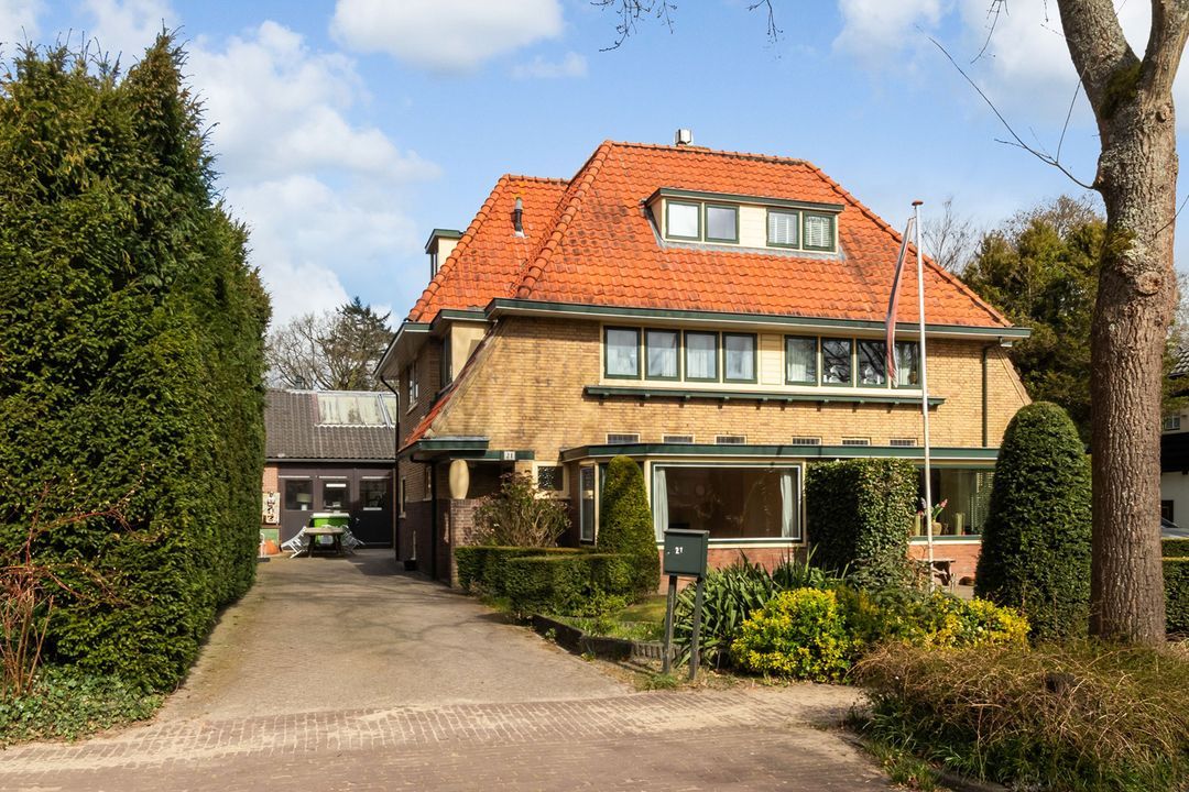 Mauvezand 21, Laren