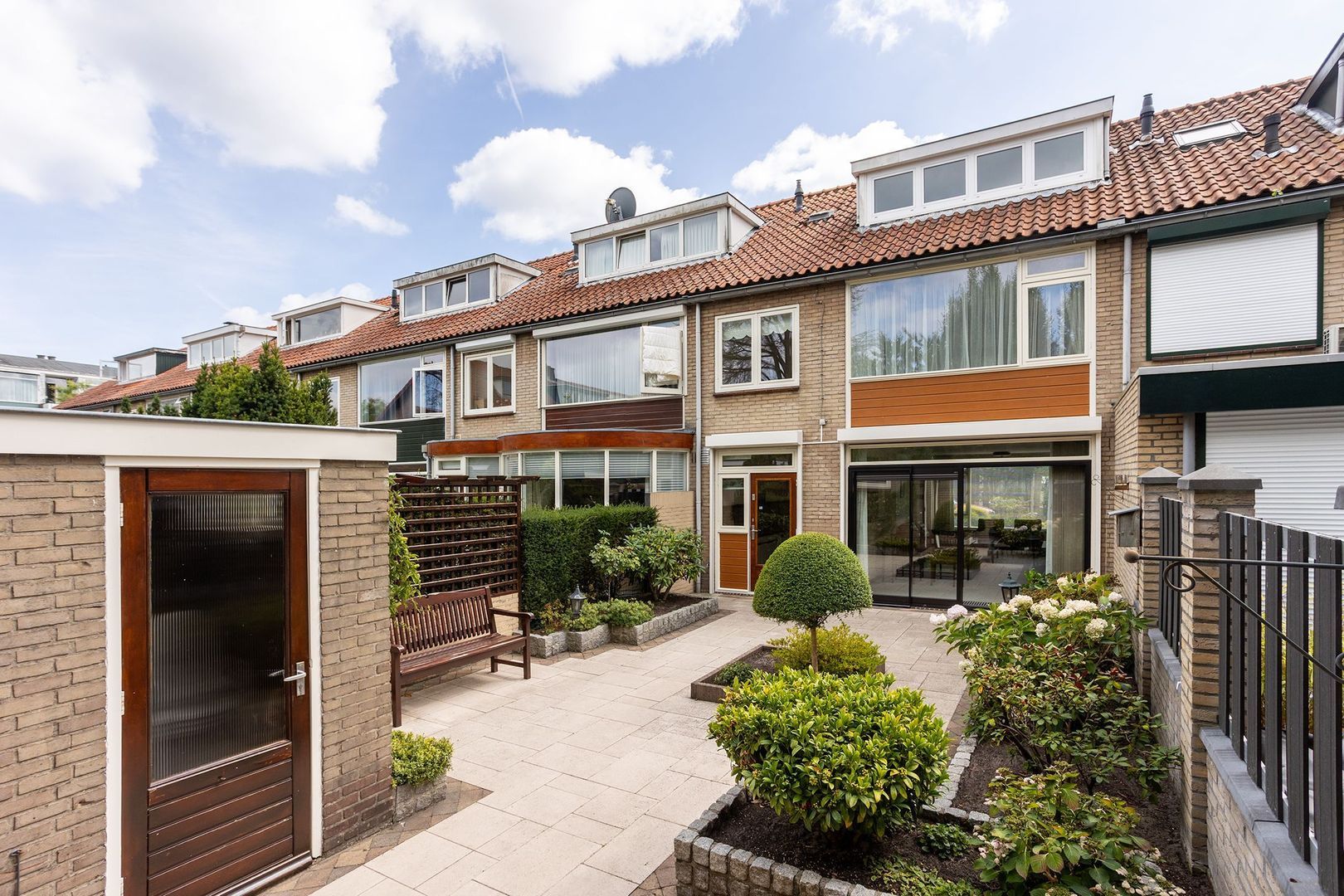 Vernhoutstraat 12, Hilversum foto-28 blur