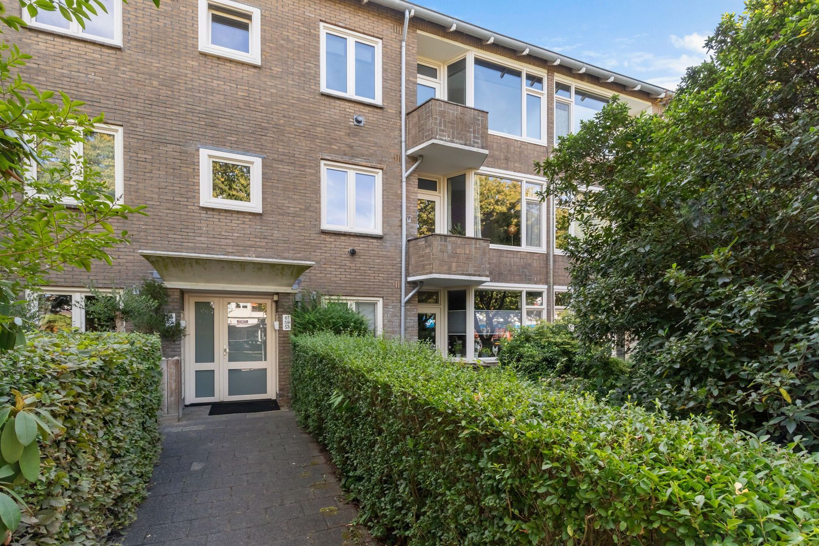 Admiraal de Ruyterlaan 59, Hilversum foto-2 blur